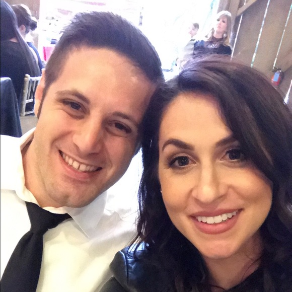 Meet your Posher, Lianne - Picture 1 of 3